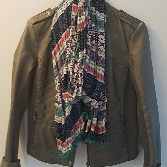 Jacket - Picture 4 of 5